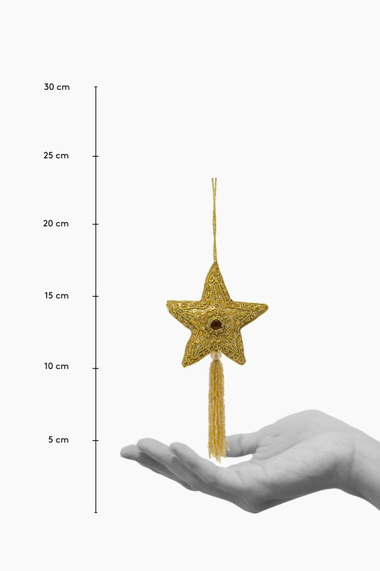 Weihnachtsanhänger Stern in Gold aus Stoff mit Perlen bestickt