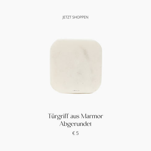 Quadratischer Türgriff aus Marmor mit abgerundeten Ecken