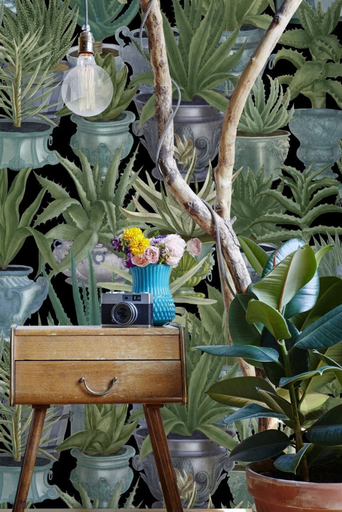 Exotische Vliestapete im grünen Dschungelprint