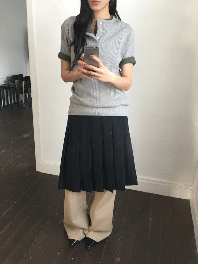 縮圖：貼合排釦亨利Tee
