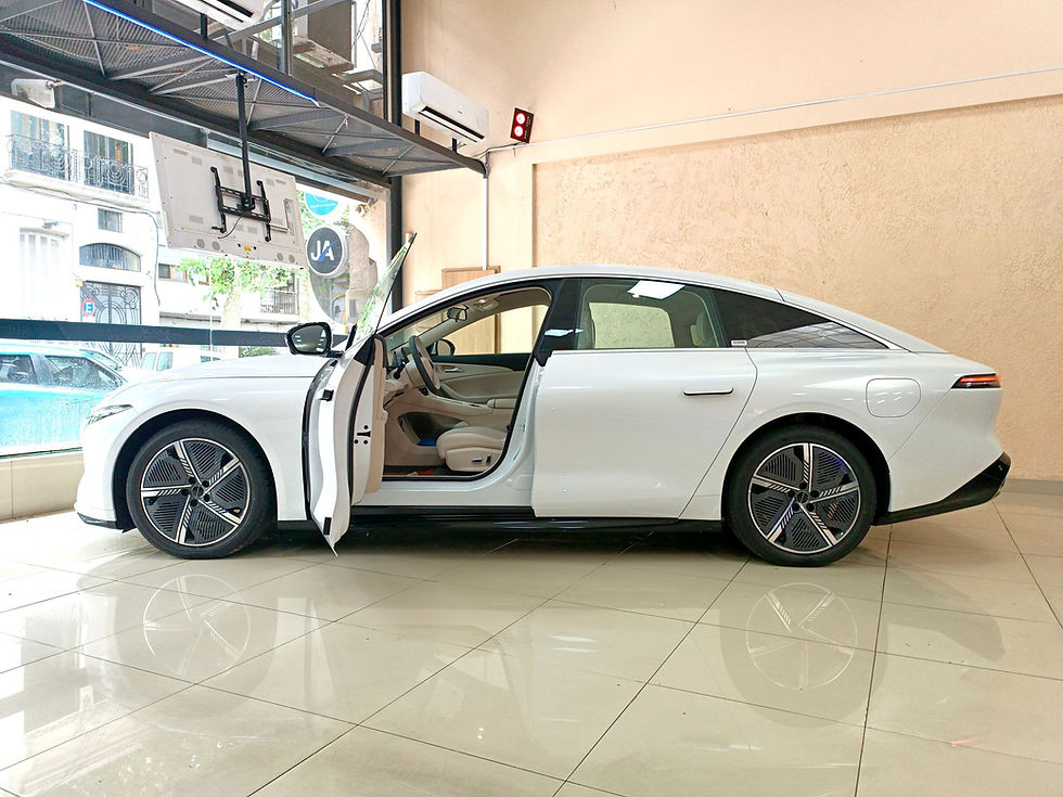 Miniatura: Dongfeng Forthing S7 EV