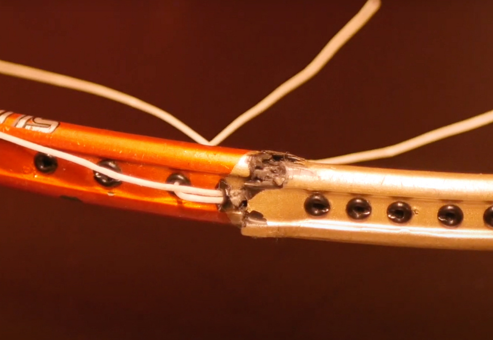 How to repair a broken badminton racket...using Superglue