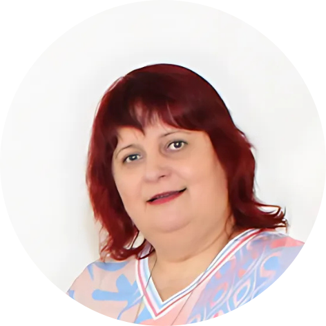 Smiling customer service representative Nadja Bergen.