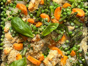 Quinoa, pollastre i verdures de temporada al forn