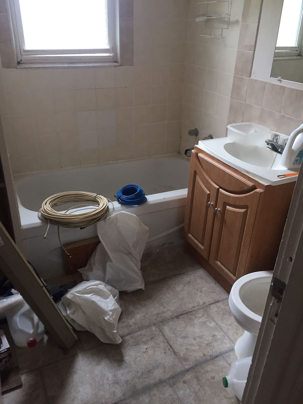 1a) Washroom (before)