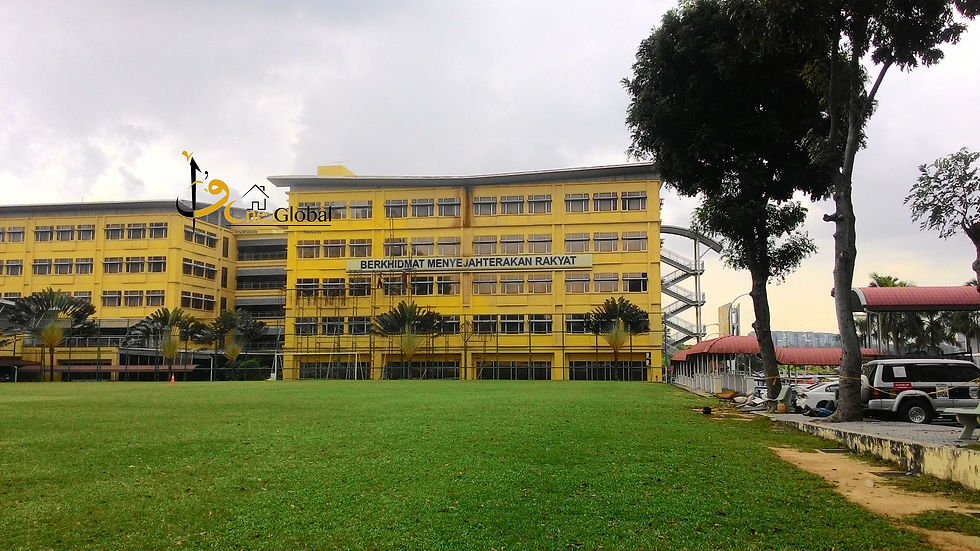 Painting the Exterior of Kastam Kelana Jaya