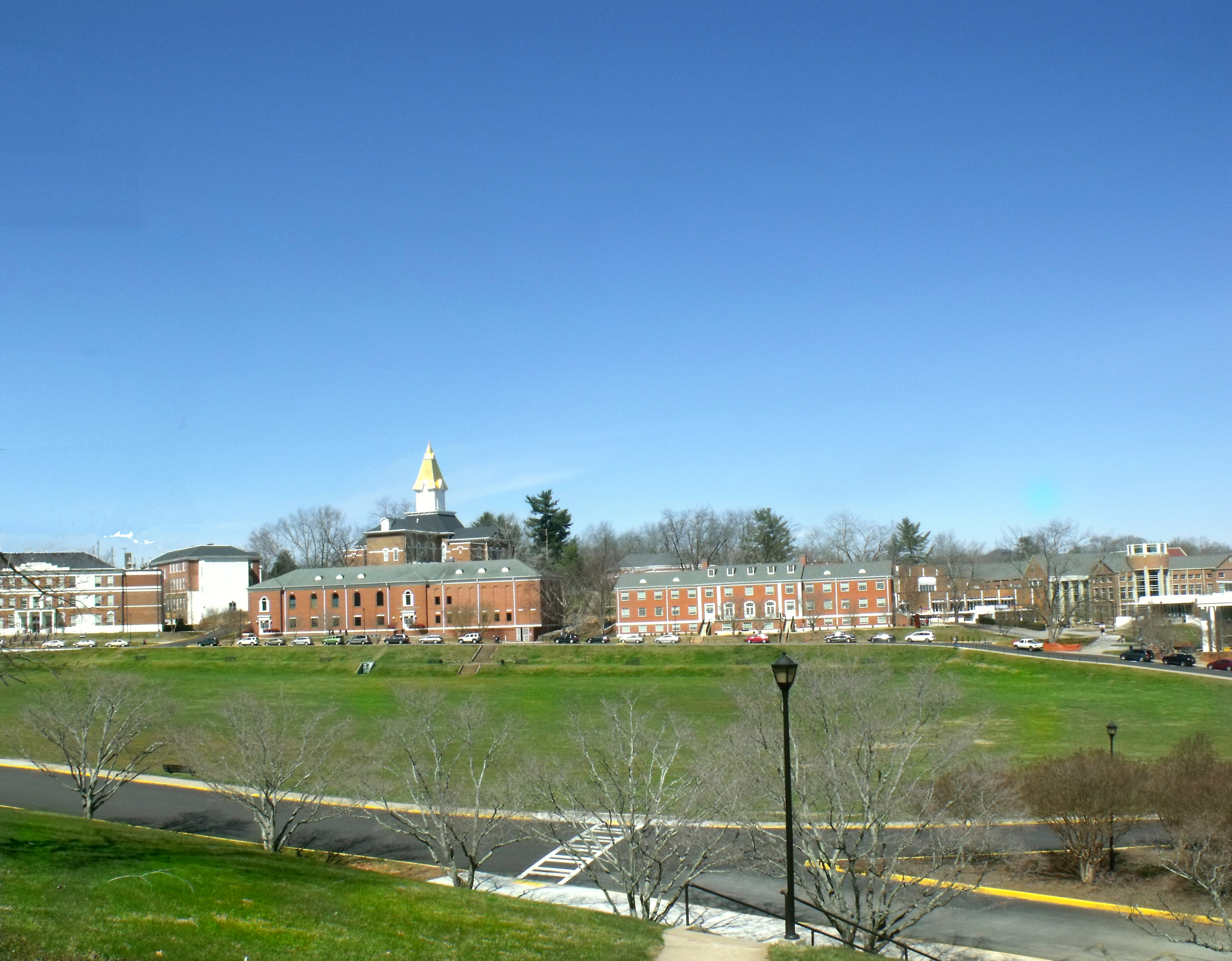 University of North Georgia Dahlonega campus, a weekday walk from the Public Square