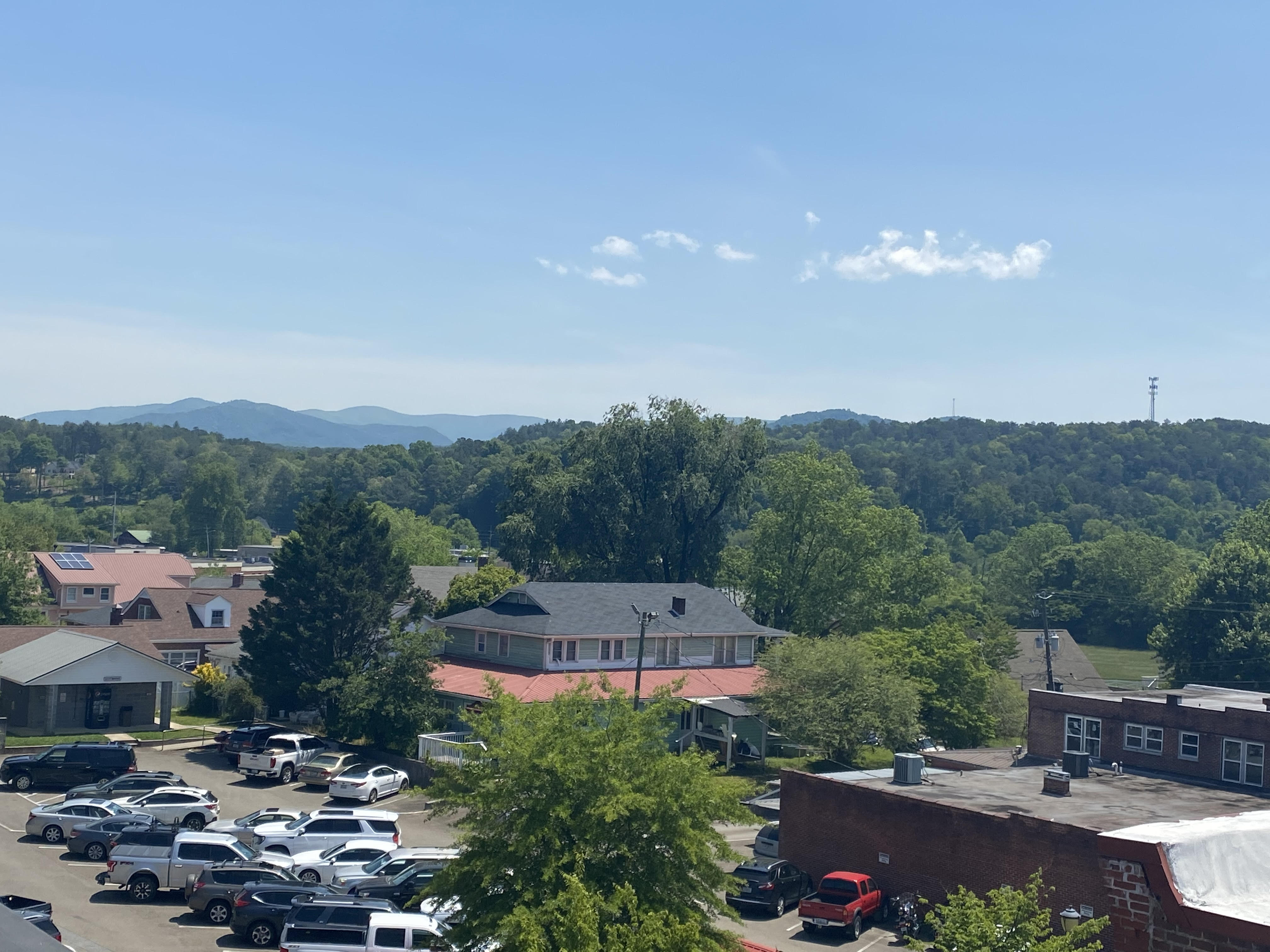 Downtown Ellijay, Georgia on the approach from GA-515
