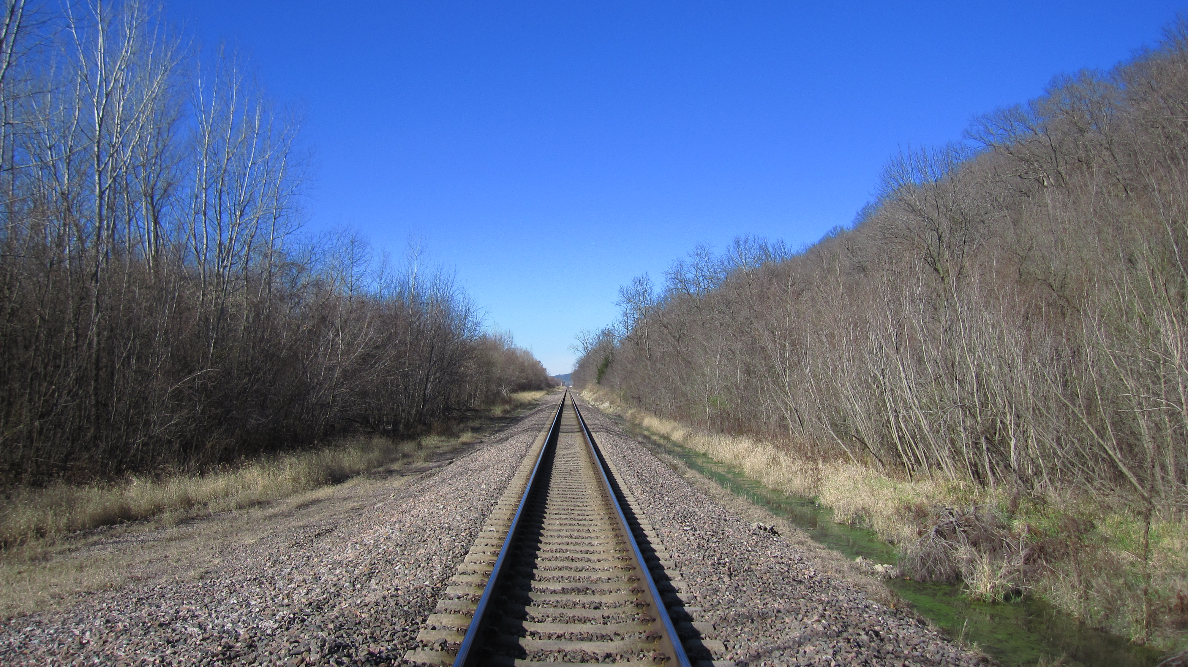 Railroad tracks at Weston Bend State Park, Missouri