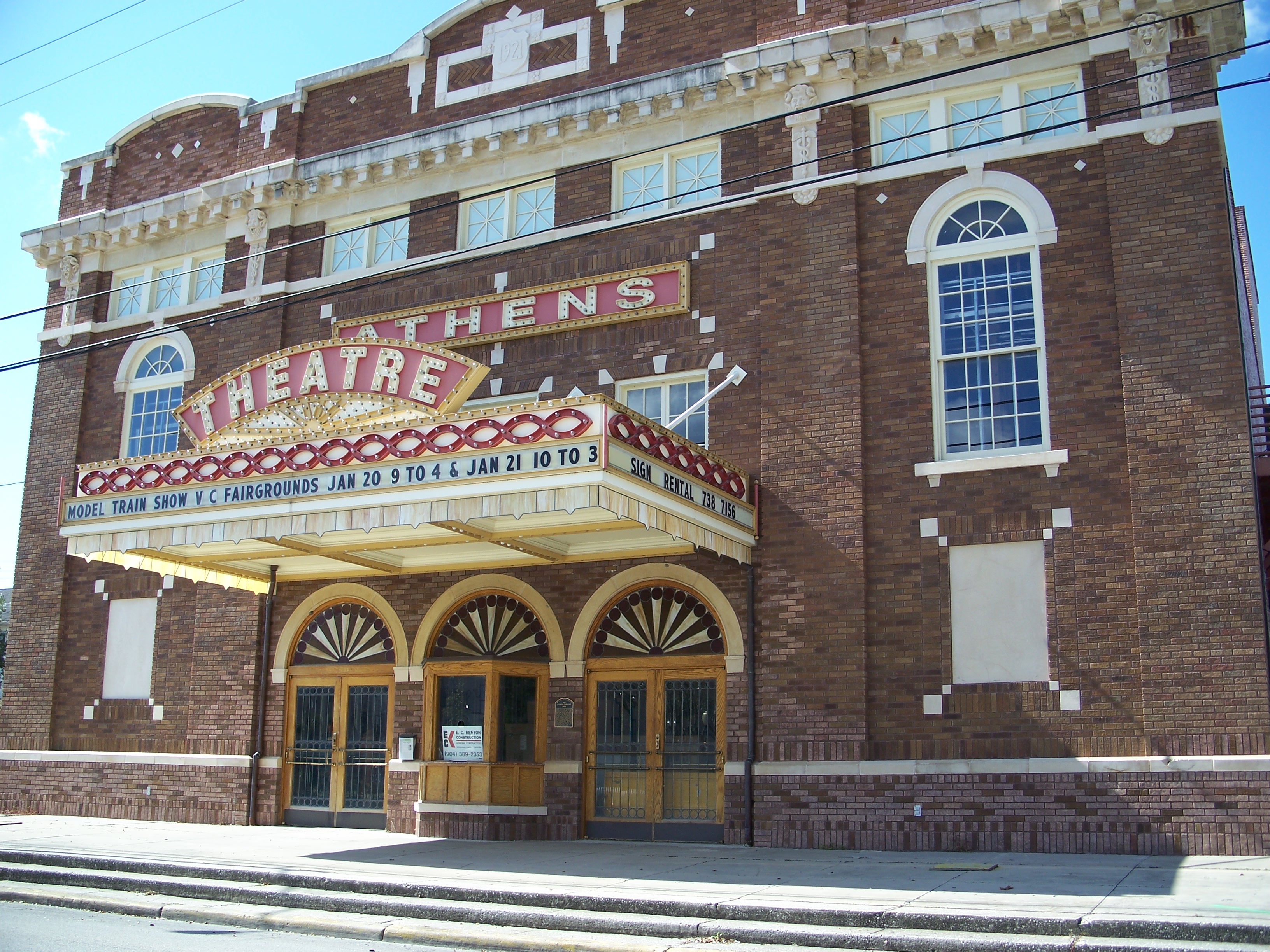 Athens Theatre in the Downtown DeLand Historic District, Florida. Wikimedia Commons.
