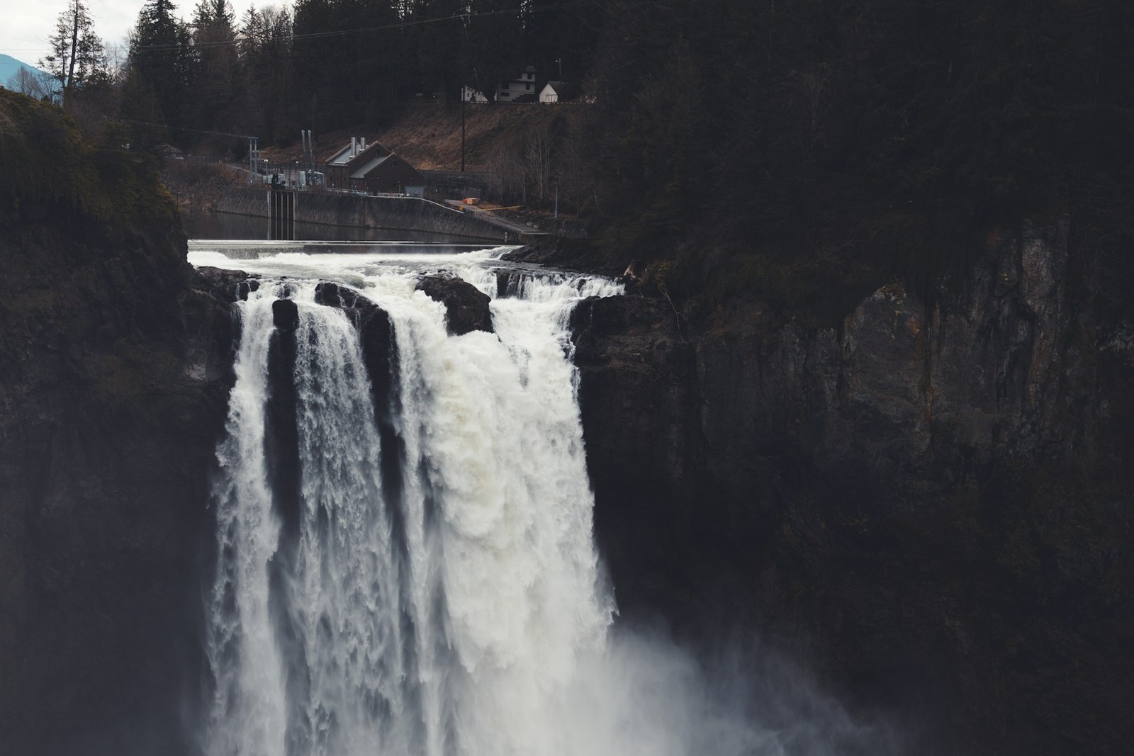 Snoqualmie Falls from the rim