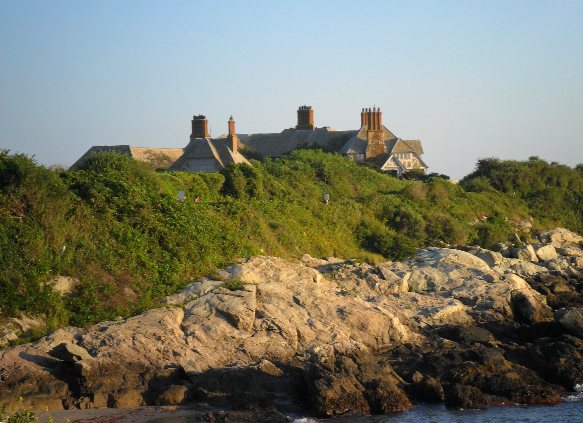 Oceanfront house along the Cliff Walk, Newport