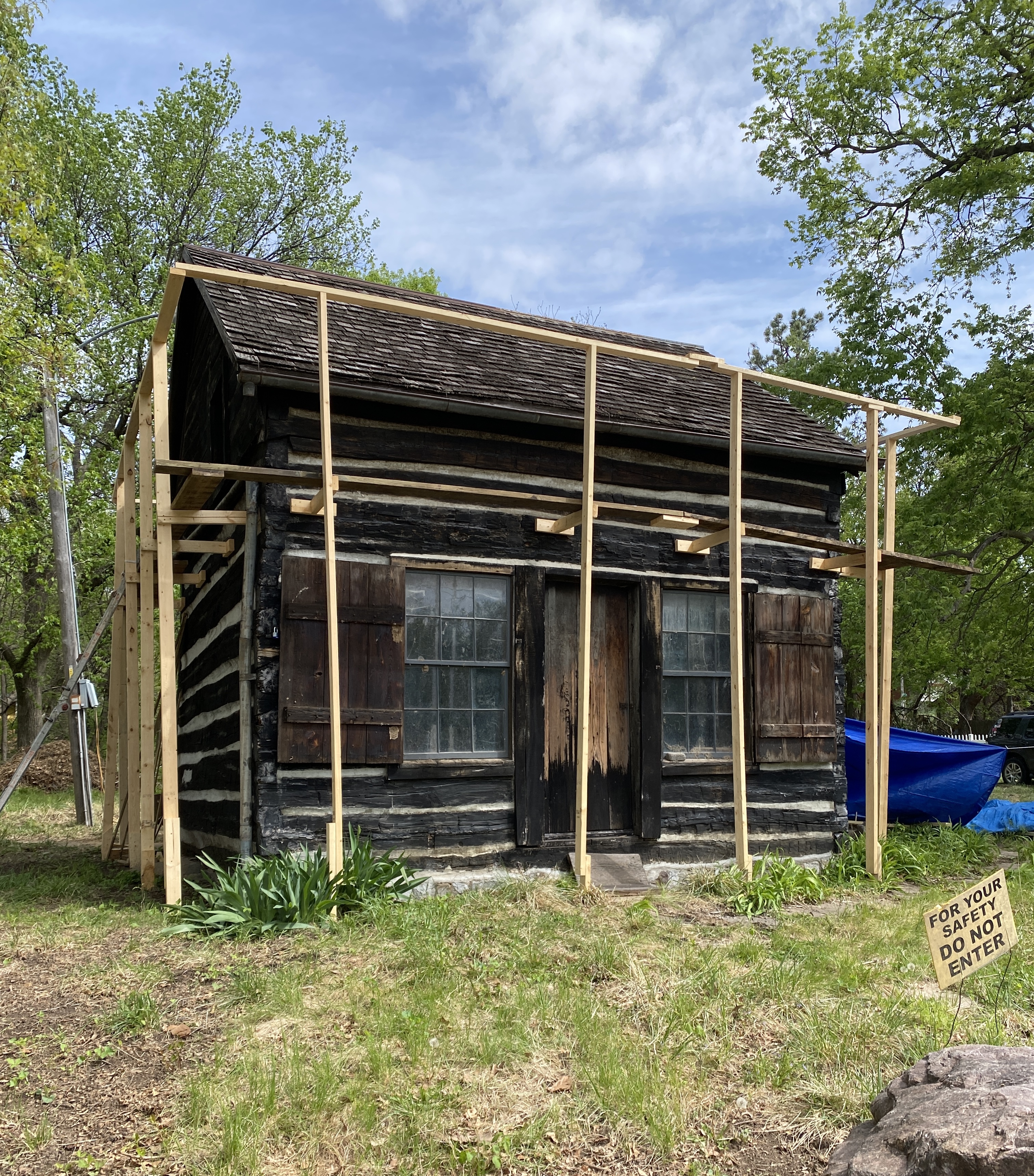 Mayhew Cabin grounds in Nebraska City, Nebraska