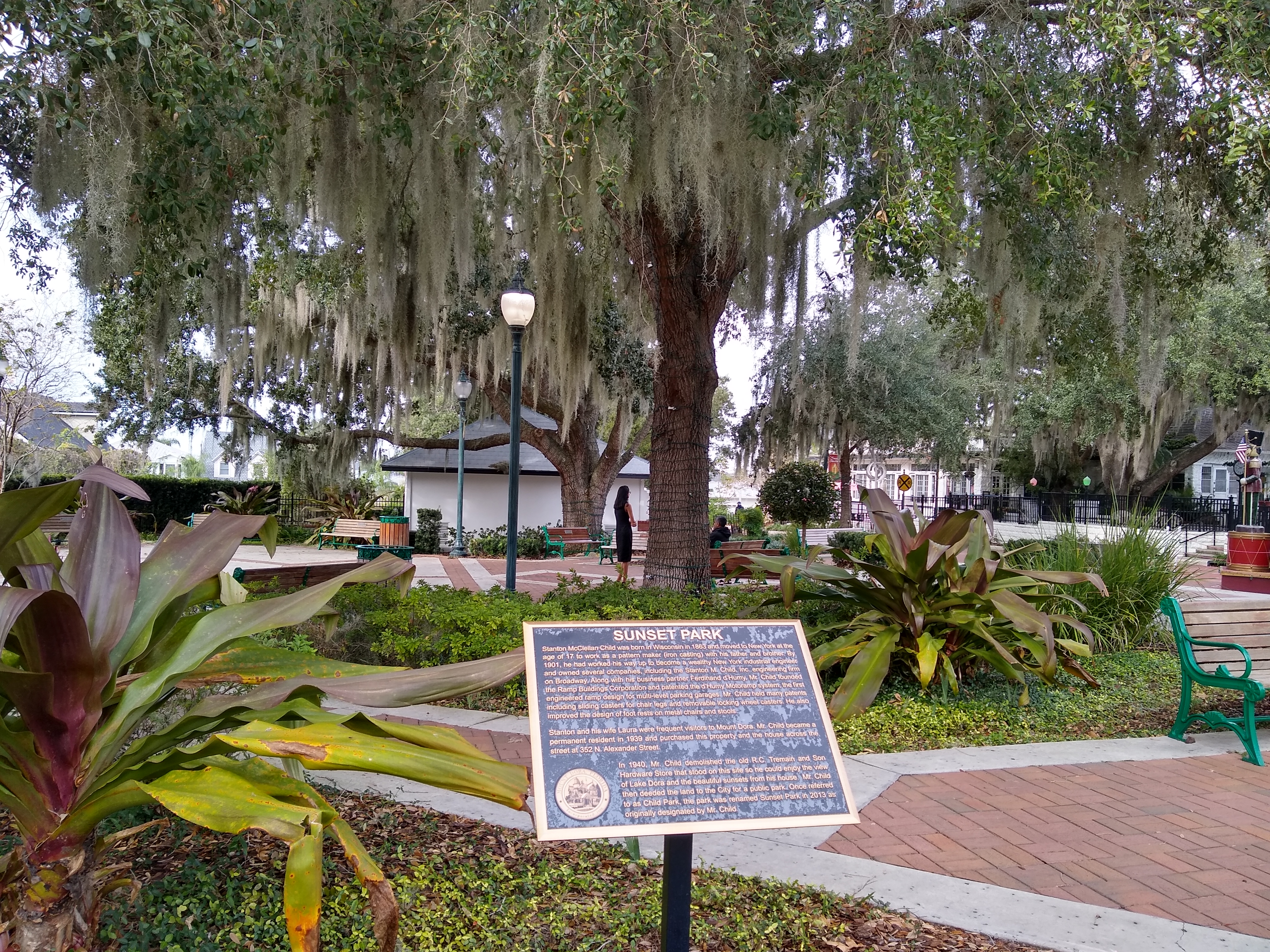 Sunset Park on Lake Dora in Mount Dora, Florida