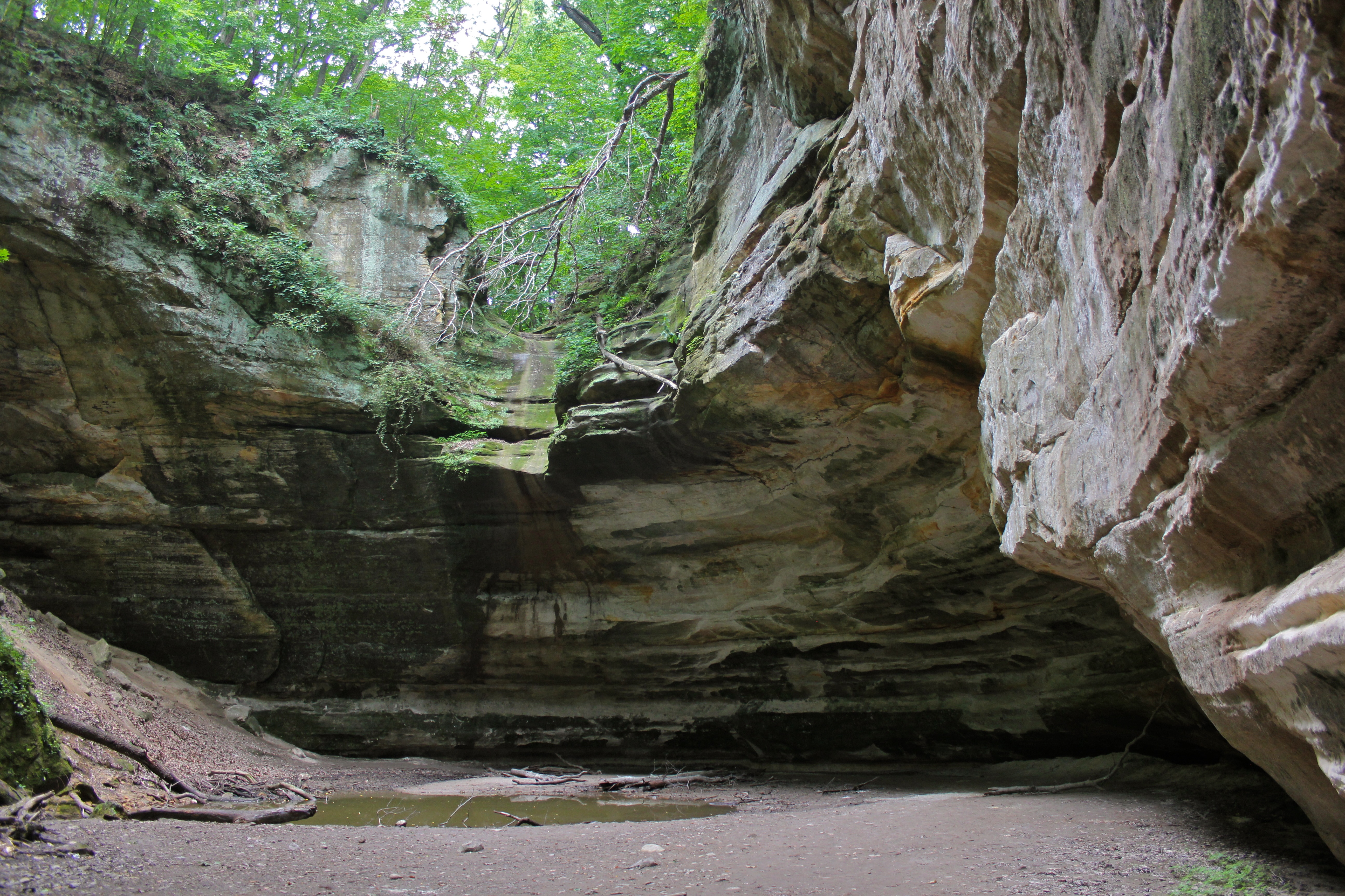 Council Overhang at Starved Rock State Park, Illinois