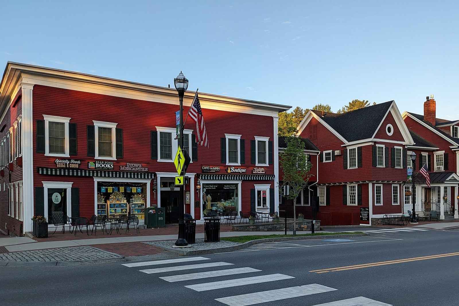 Red Main Street block with Bear Pond Books and Stowe Mercantile