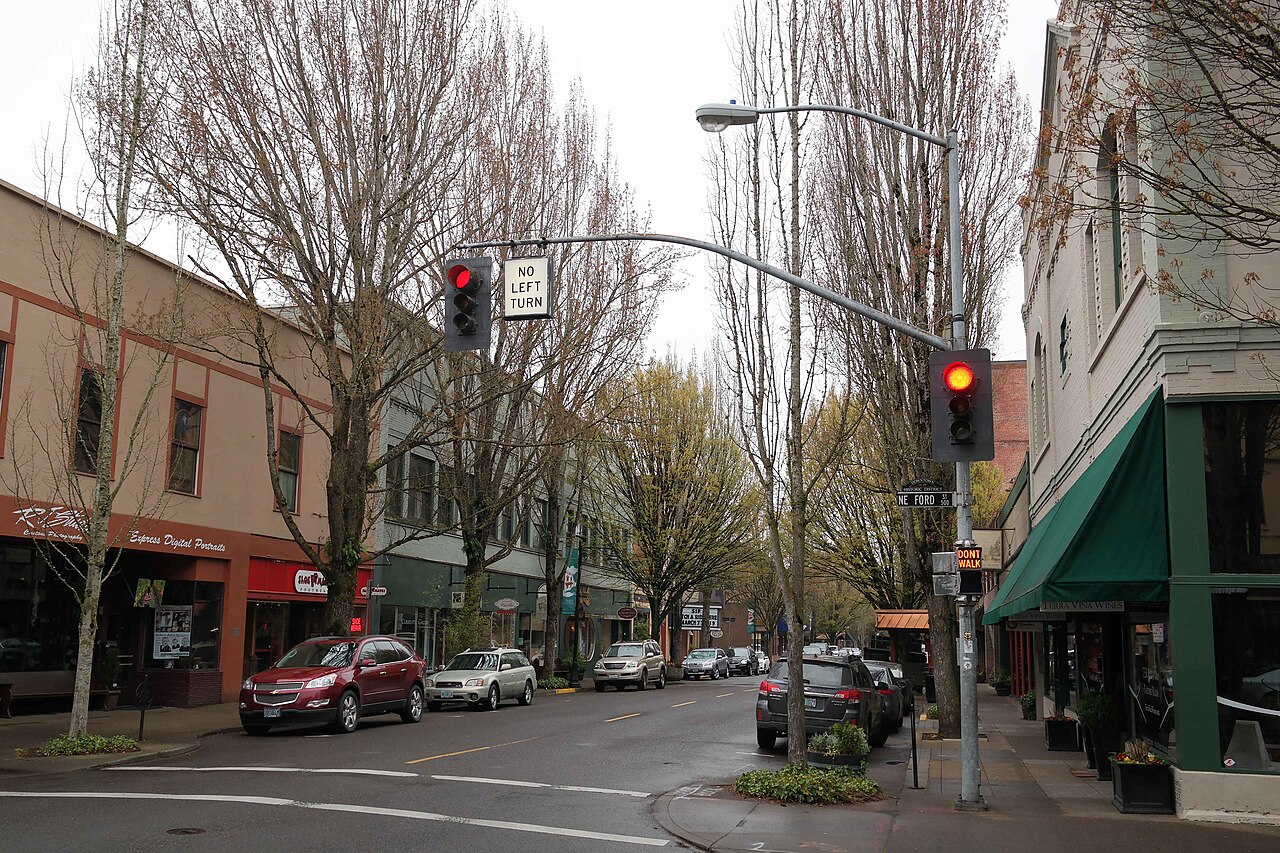 McMinnville streetscape in Yamhill County, Oregon.