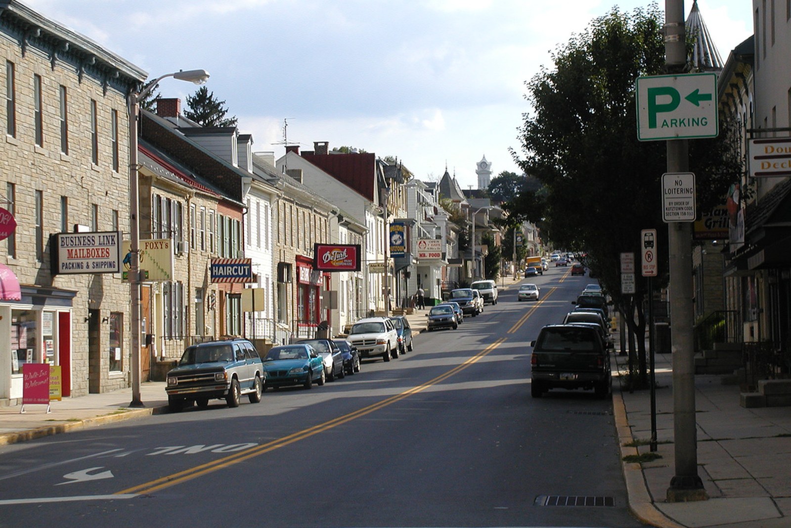 Main Street Kutztown looking toward the clock tower