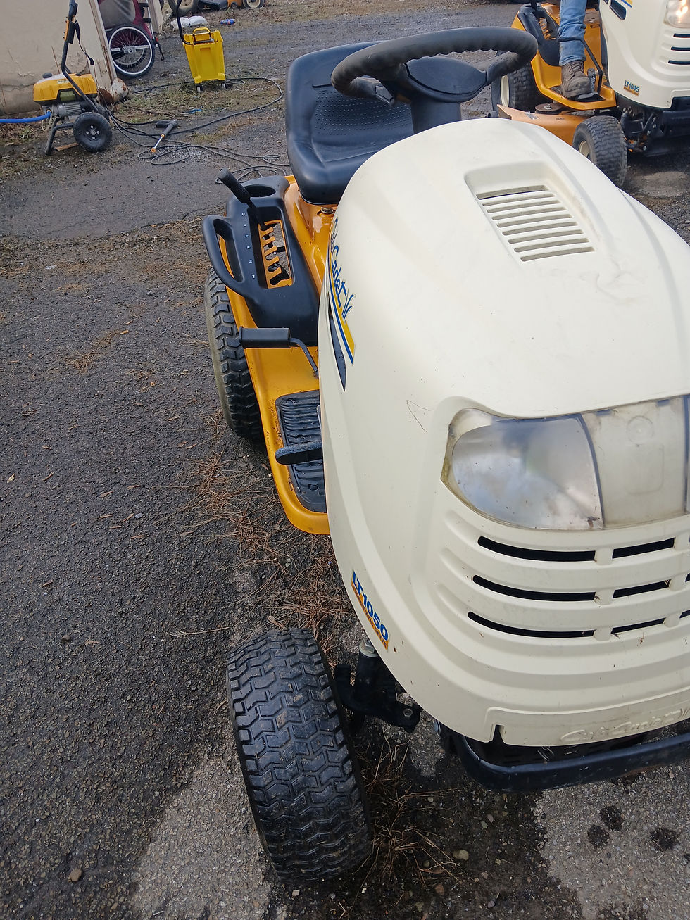 Thumbnail: Cub Cadet 1045 (No Deck)