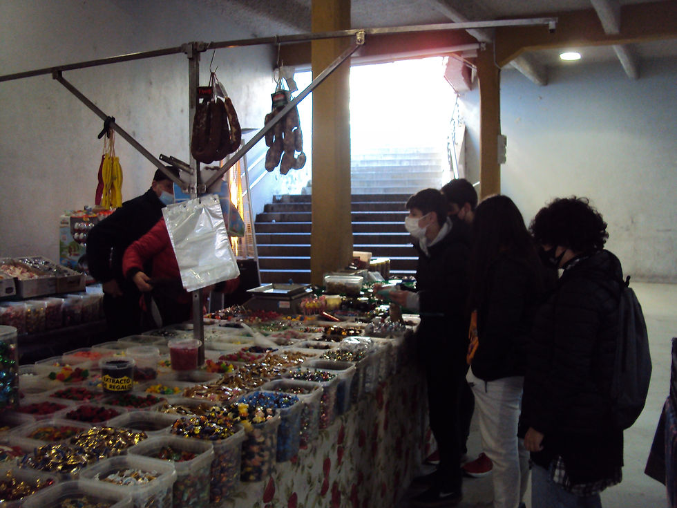 AZOKARA Bisita  (6)