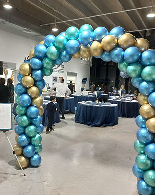 Balloon Arch (2).jpeg