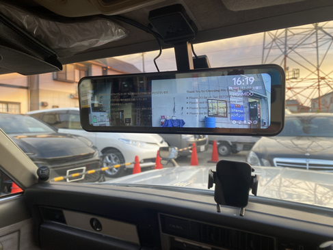 旧車クラウン デジタルインナーミラー取り付け完成