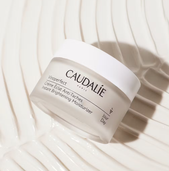 Thumbnail: Vinoperfect Instant Brightening Moisturiser with Niacinamide