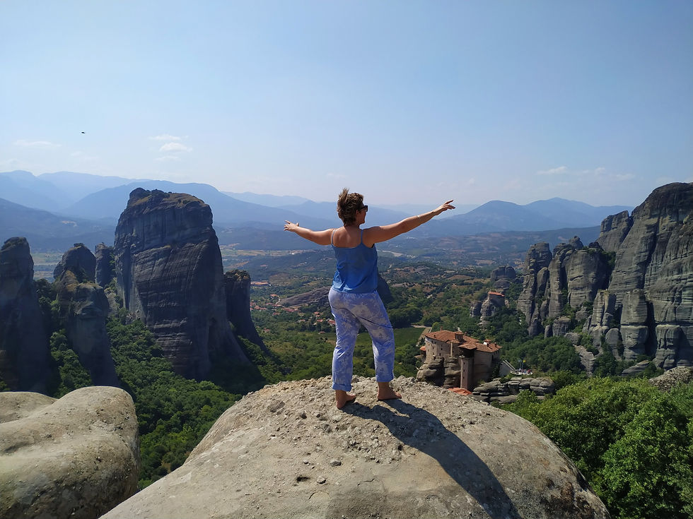 Vista dos Monastérios para Kalambaka na Grécia