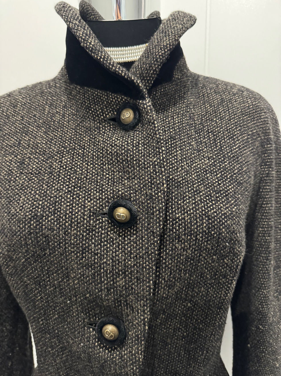 Thumbnail: Christian Dior pre-loved Cashmere & velour Blazer 