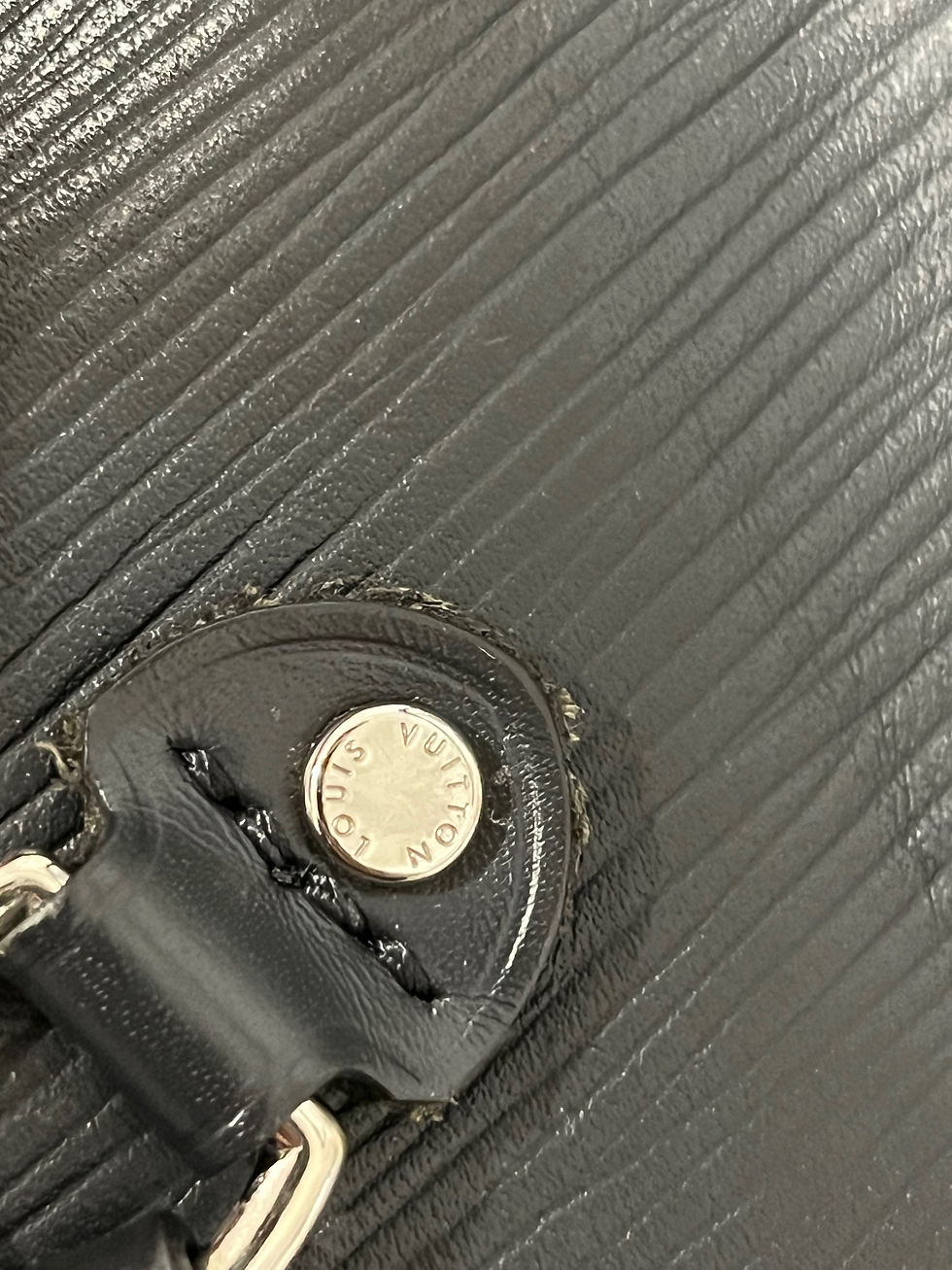 Thumbnail: LOUIS  VUITTON NEVERFULL MM EPI LEATHER BAG