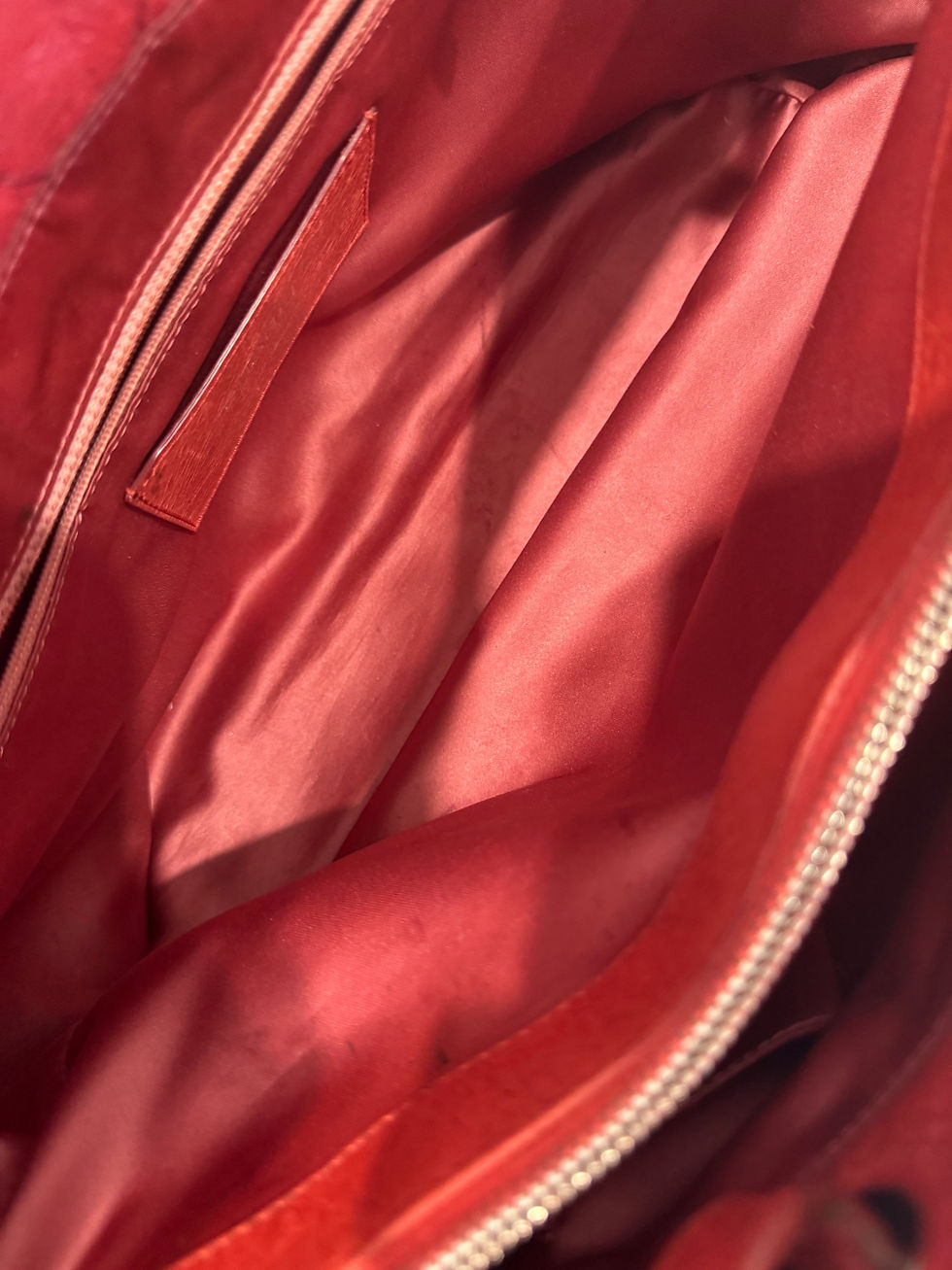 Thumbnail: Red Chanel Pre-owned vintage tote 