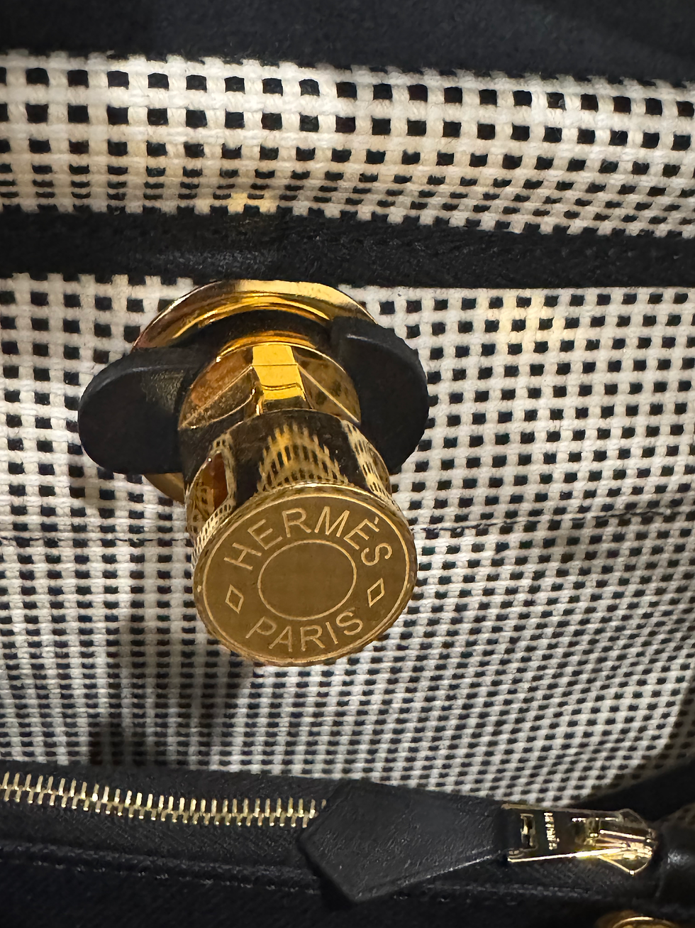 Thumbnail: Hermès Vache Hunter 31 PM HerBag 