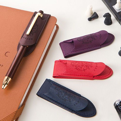 Pen Holder
