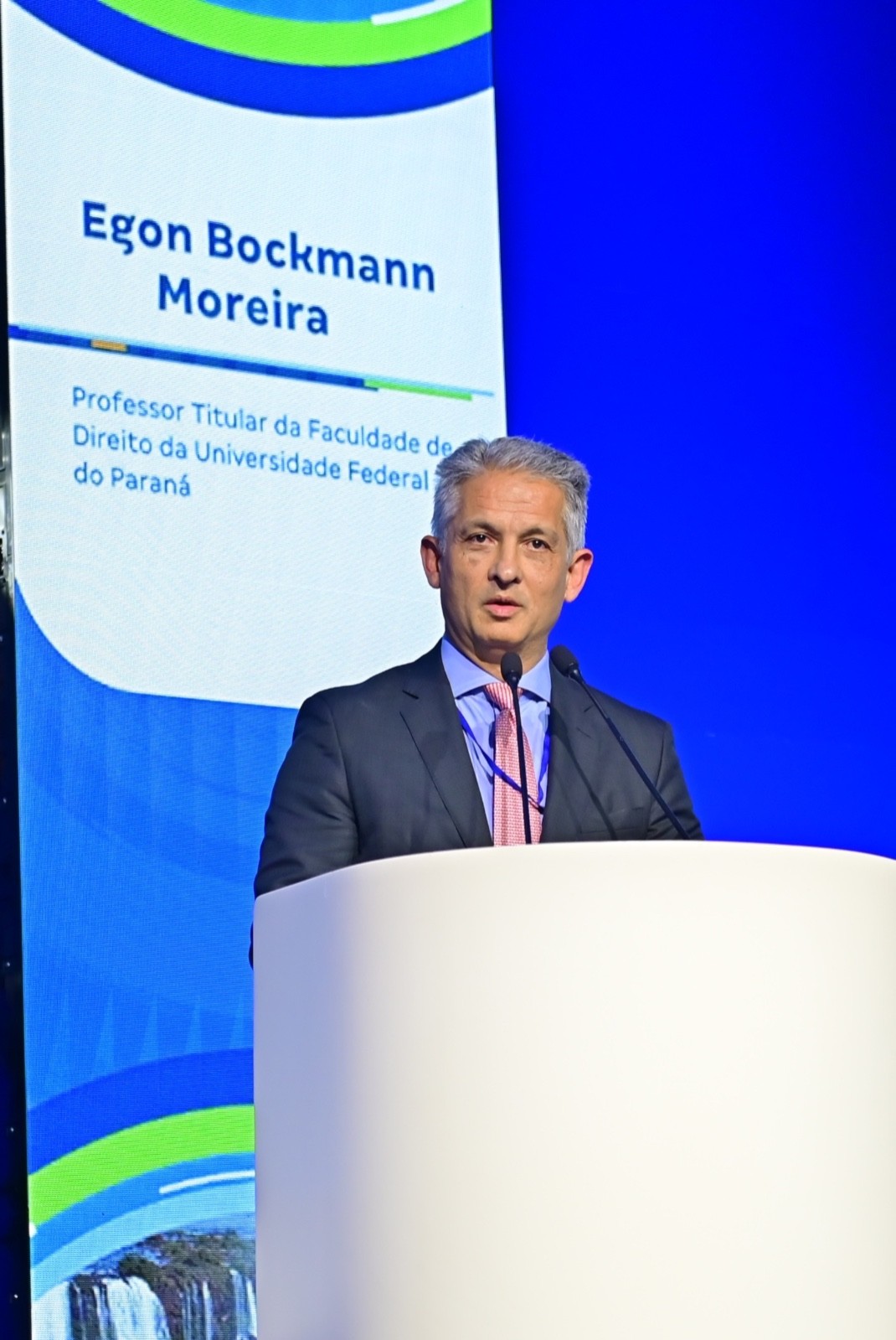 Egon Moreira.jpg