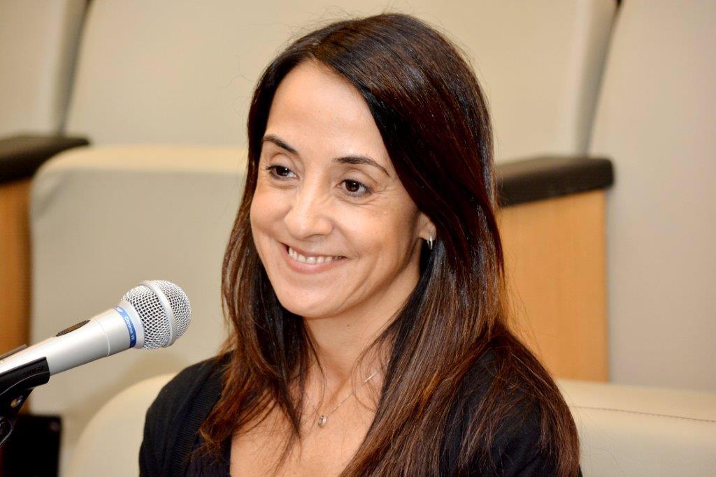 Vera Cecilia Barros.JPG