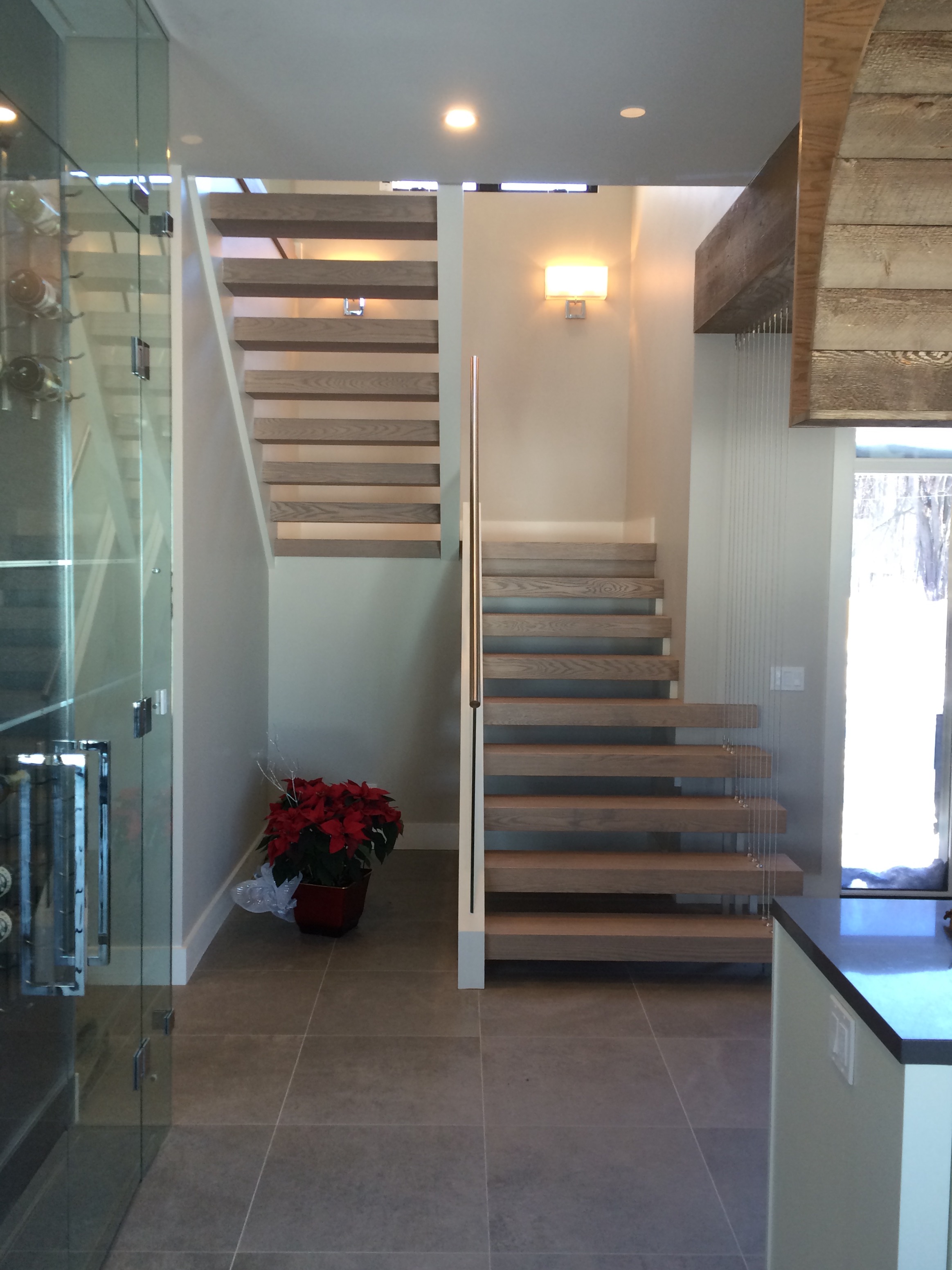 Custom Stairs & Railings | Orillia | Creative Design Stairs & Railings : A astonishing picture capturing a gorgeous view. Its colors are bold and blend ideally. Its arrangement looks wonderful, with the features are also highly sharp.