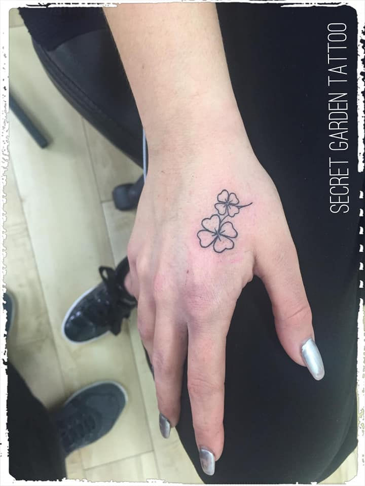 Kleeblatt, Handtattoo