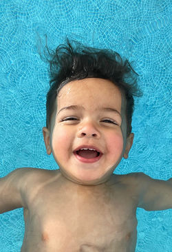 Zyon floating 17 moinths