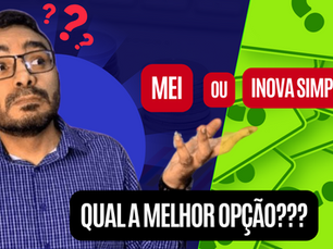 O imagem mostra dois homens falando em um vídeo. O homem à esquerda está fazendo gestos com as mãos e tem uma expressão confusa, enquanto o homem à direita está apresentando algo com a mão direita. Ambos estão usando óculos e têm cabelos curtos. Eles parecem estar em um ambiente interno com iluminação artificial. O fundo do vídeo é azul escuro, o que pode ser uma paredão ou uma decoração de fundo. Não há texto ou outros elementos visíveis na imagem.