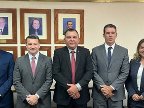 APMP prestigia descerramento das fotos de promotores de Justiça na galeria dos Ex-PGJs
