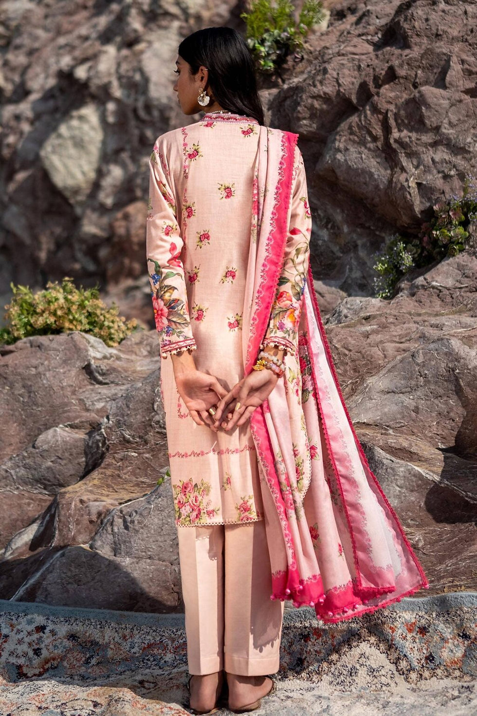 Thumbnail: Sana Safinaz Mahay Lawn 2024