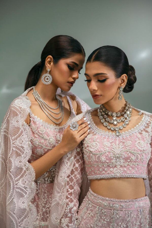 Thumbnail: Sana Safinaz Nura Festive -SN-01