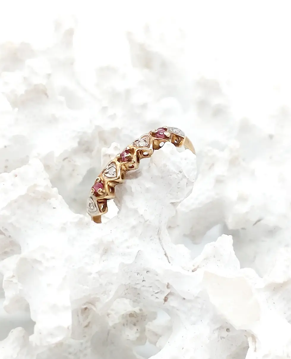 Thumbnail: Sweet Ruby & Diamond Ring