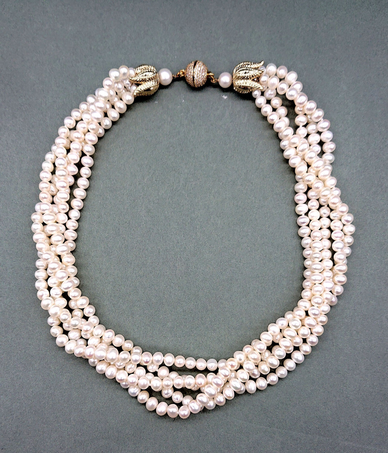 5 strands freshwater pearl choker