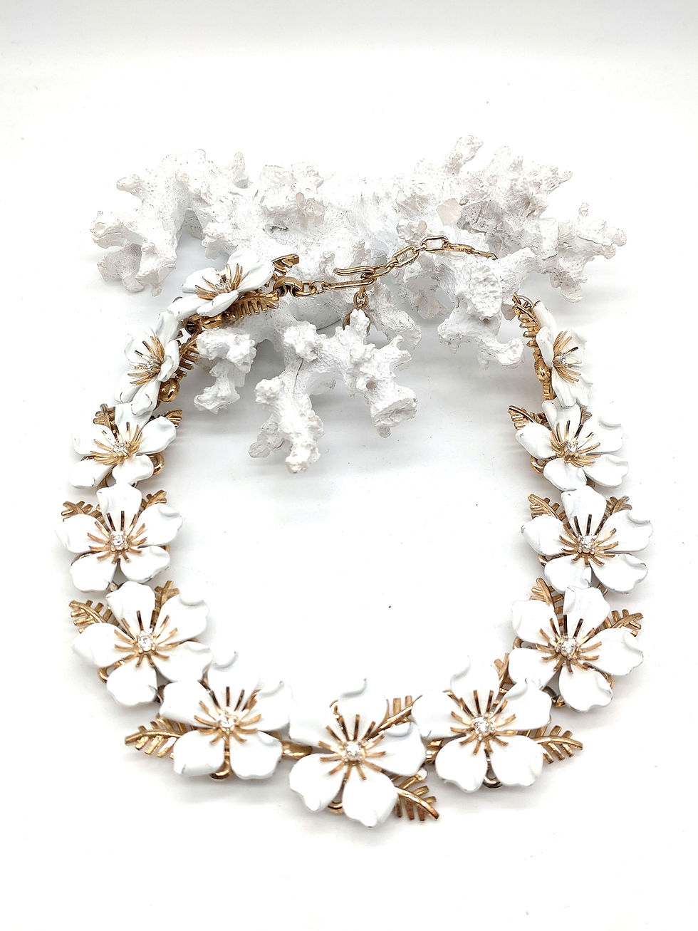 Thumbnail: Trifari white flower choker 