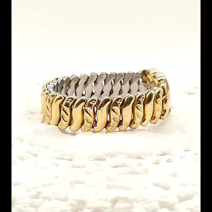Thumbnail: Sweetheart bracelet