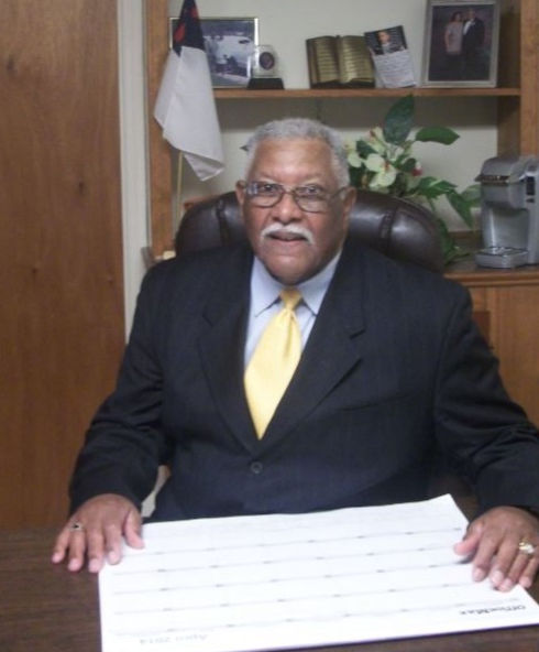 Pastor Green.jpg