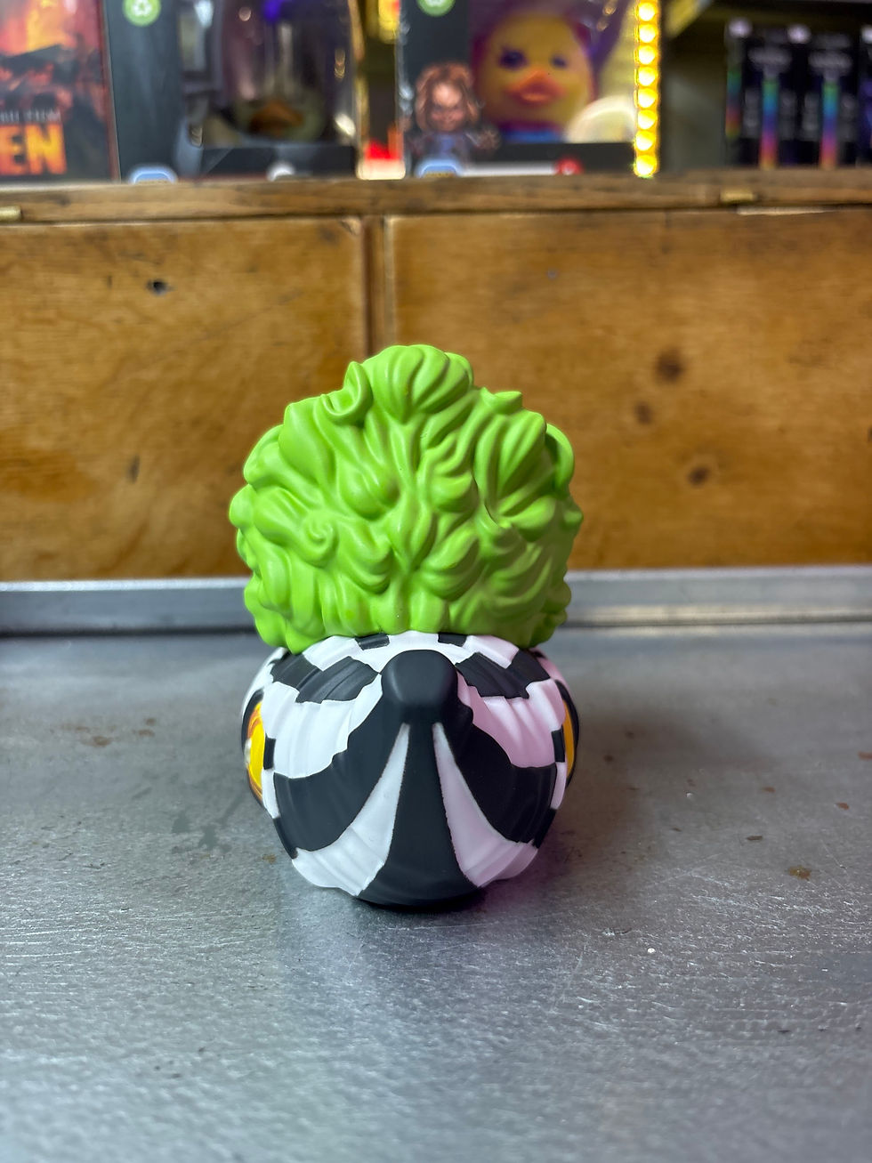 Thumbnail: Beetlejuice duck