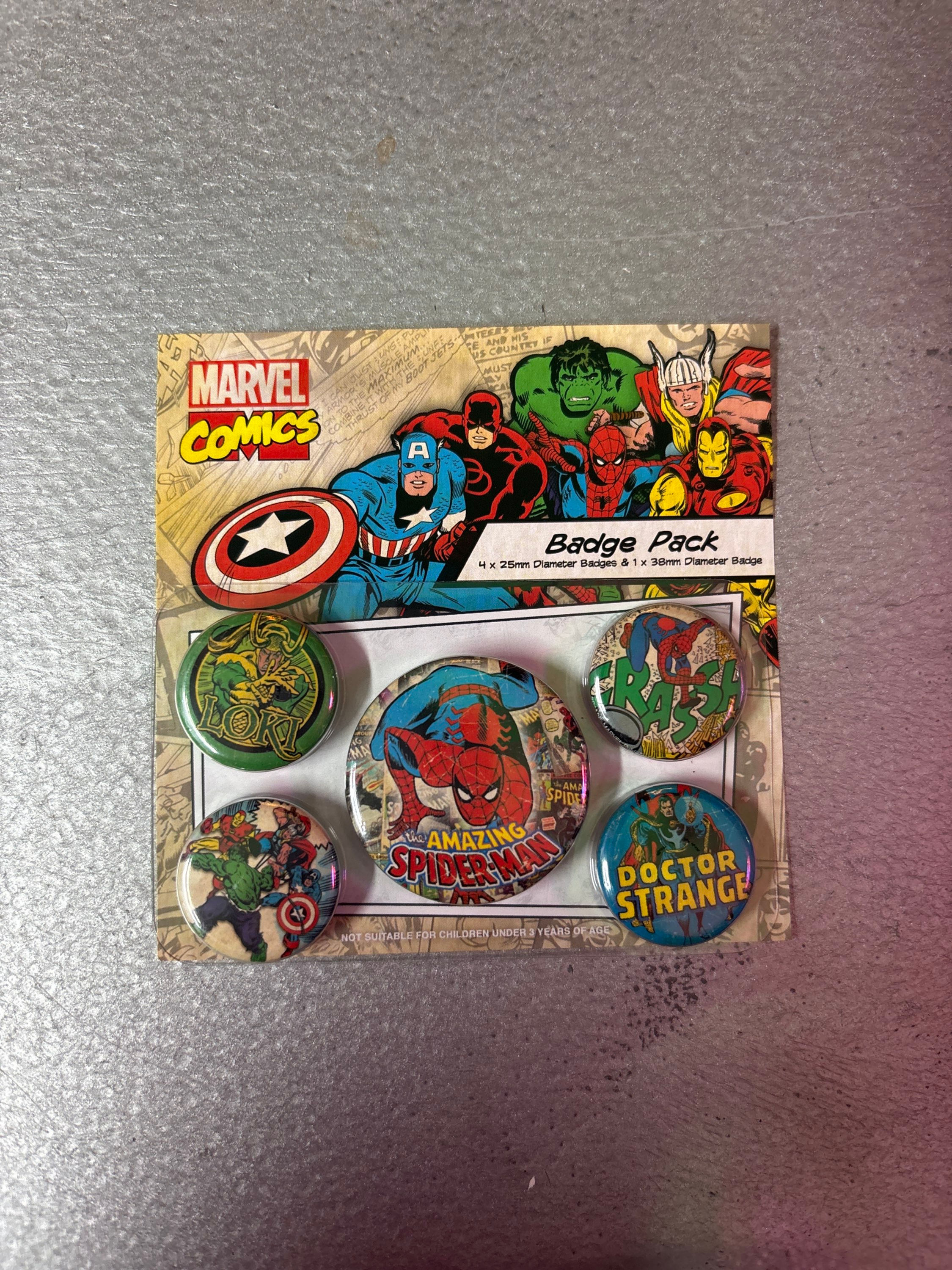 Marvel pin badge set