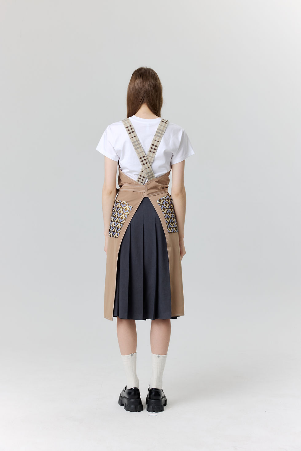 Thumbnail: Spanishan Check Apron